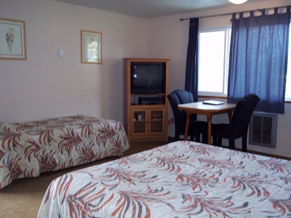 Triple Room, Multiple Beds photo 1