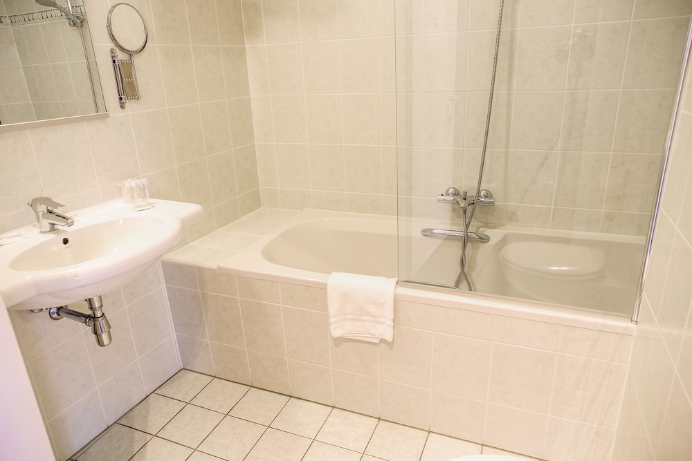 Executive Room photo 2