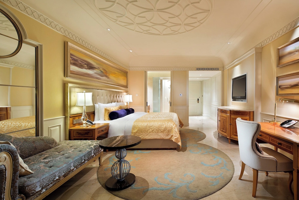 Standard Room, Club Lounge Access, Sea View - Photo 1
