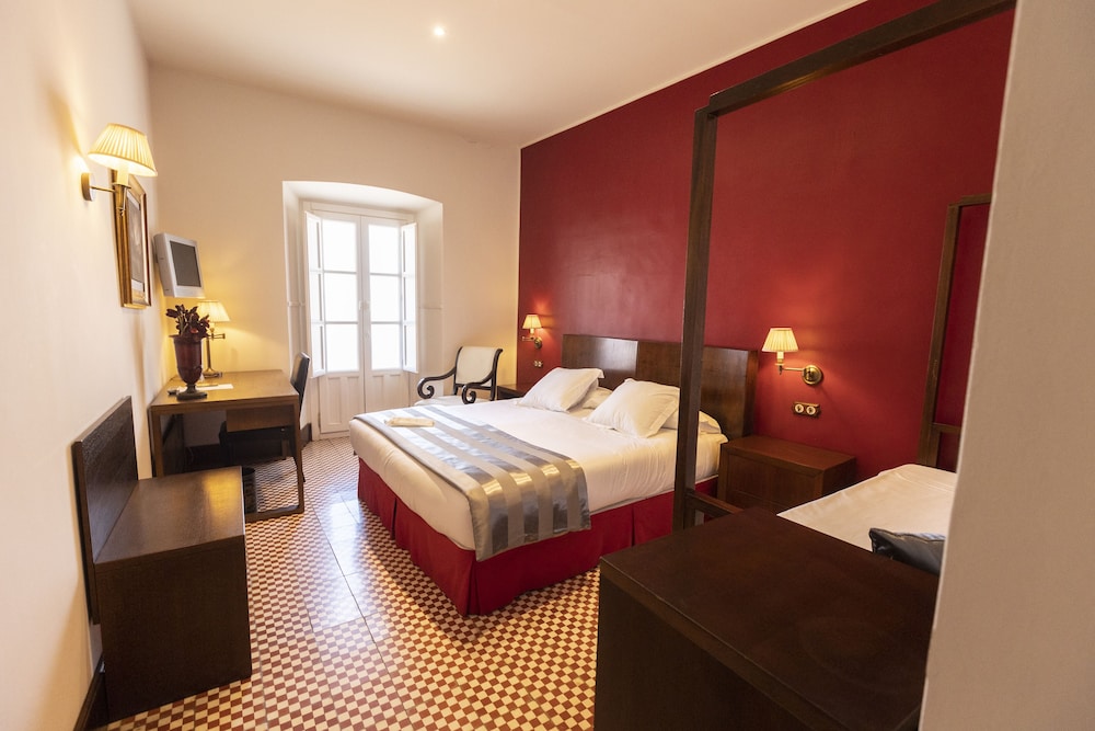 Basic Triple Room - Photo 2