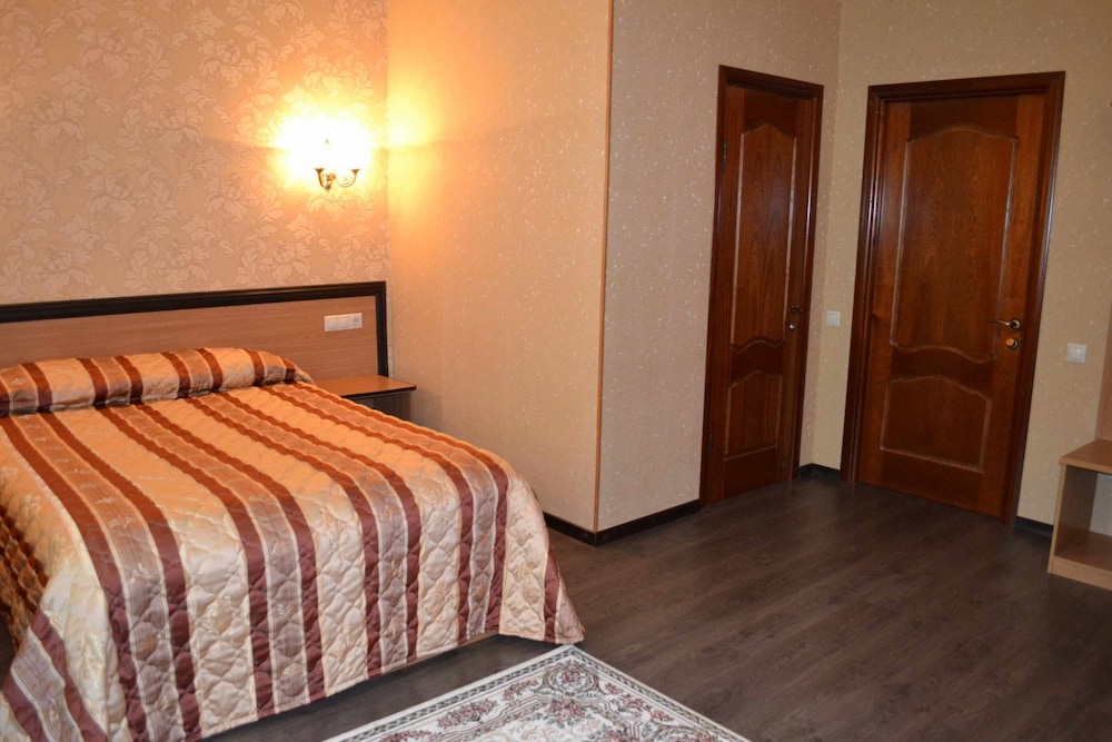 Standard Double Room photo 3