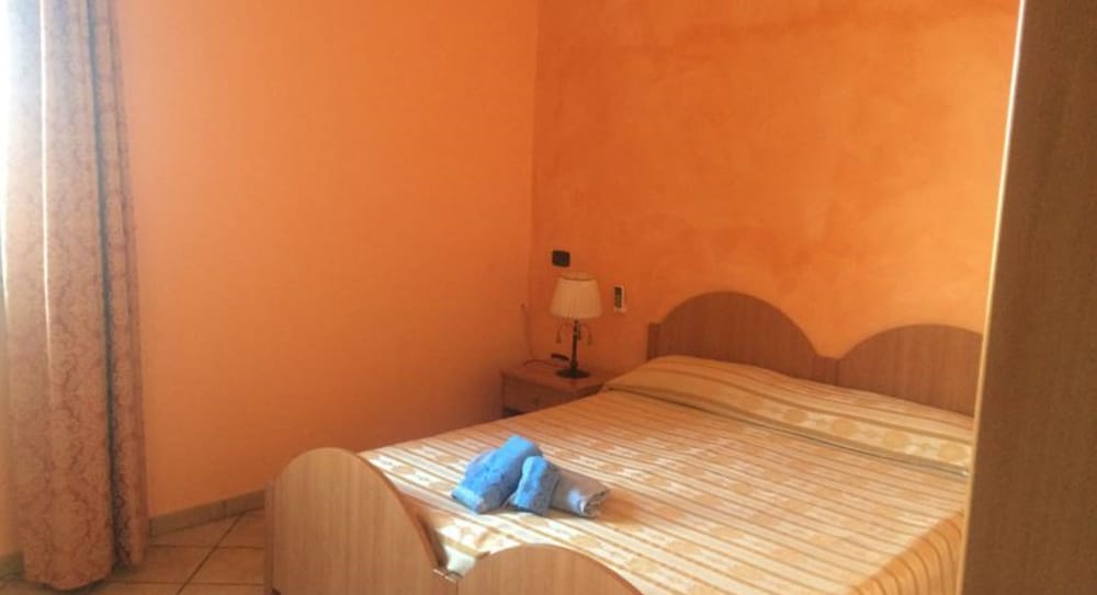 Double Or Twin Room photo 2