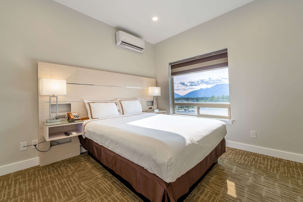 Suite, Multiple Beds, Non Smoking (Efficiency) - Photo 3