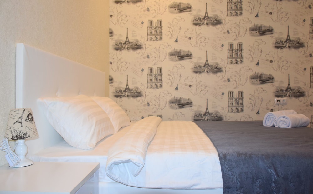 Classic Double Room, City View