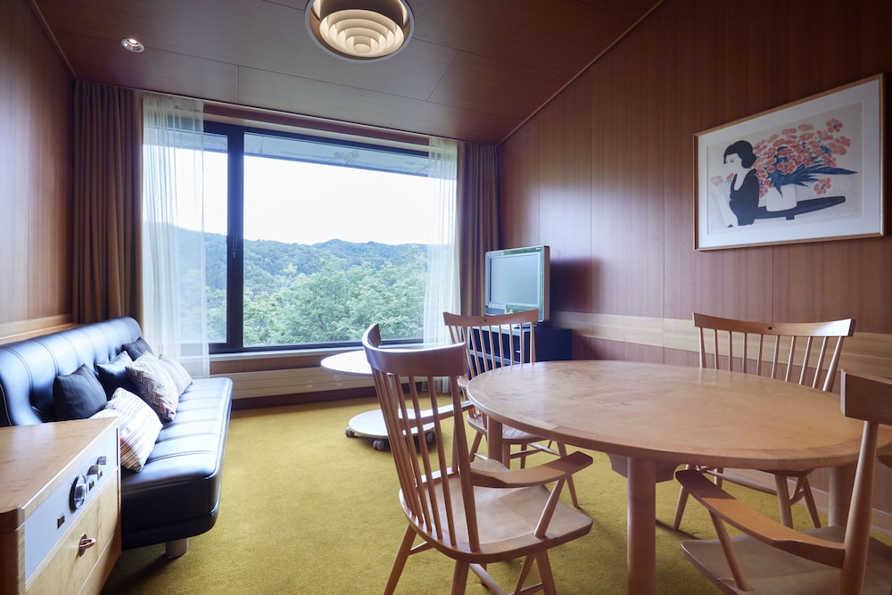 Suite, Non Smoking photo 3