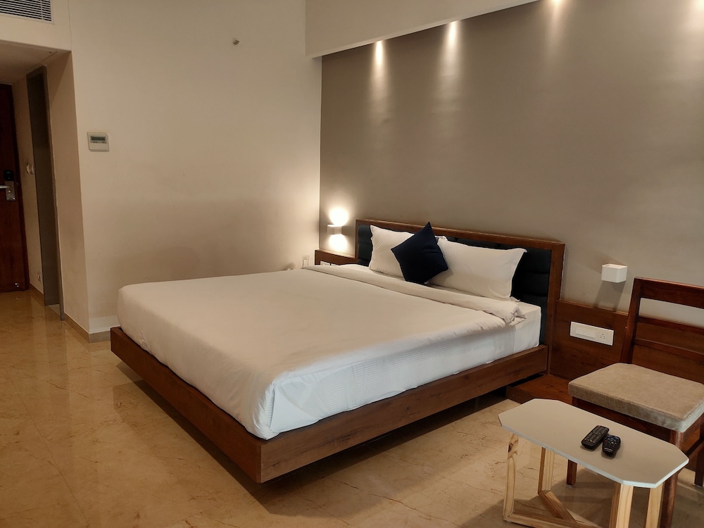 Family Studio Room