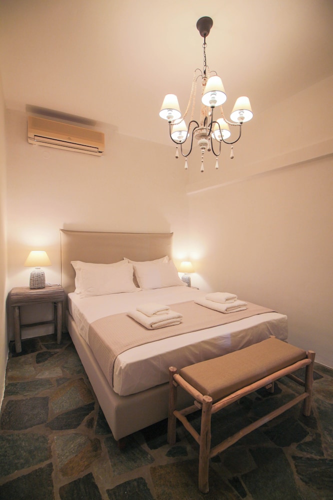 Economy Apartment photo 3