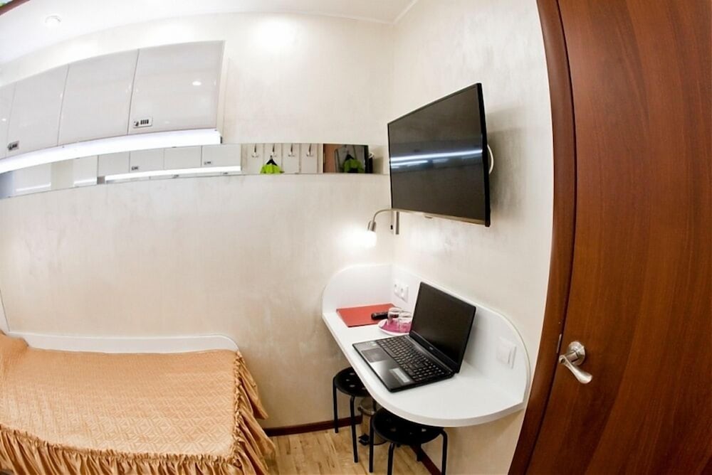 Standard Twin Room, No Windows photo 3