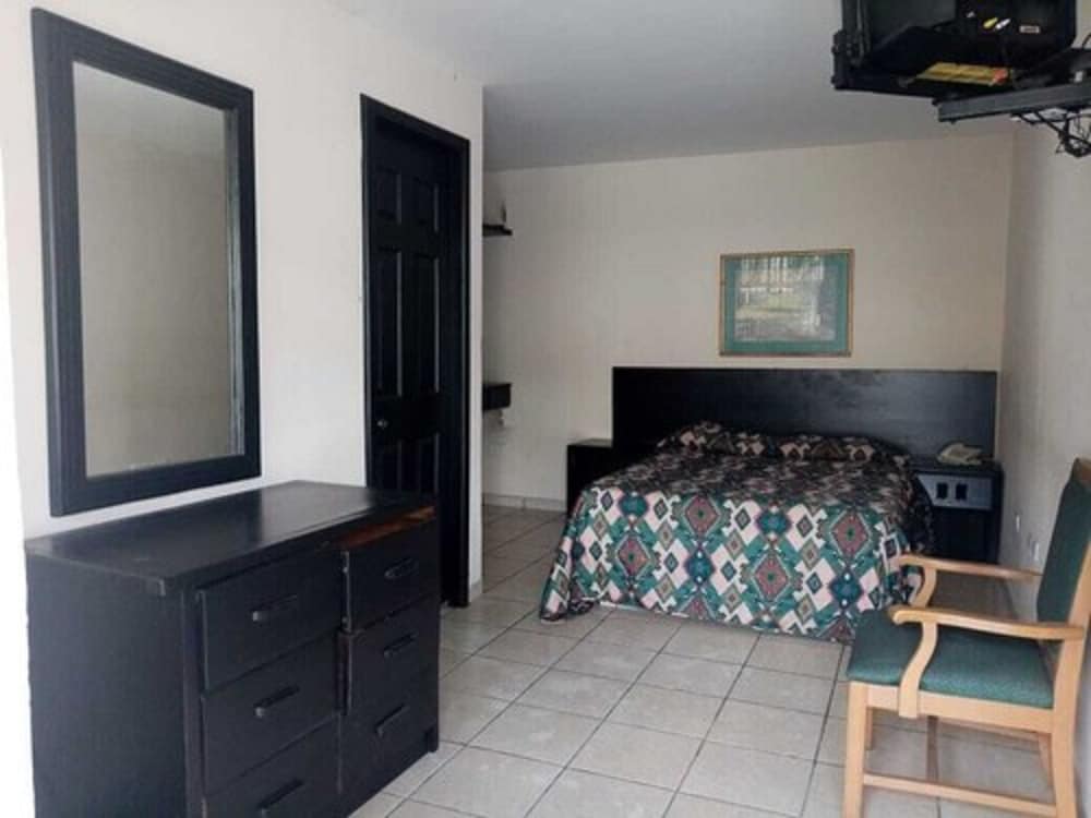 Standard Double Room, 2 Double Beds photo 3