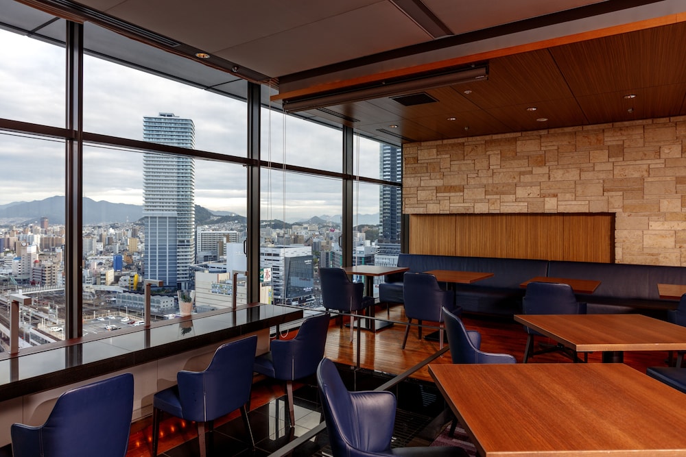 [with Lounge access] Superior Twin, Non-smoking (29sqm, 19F) - Photo 1