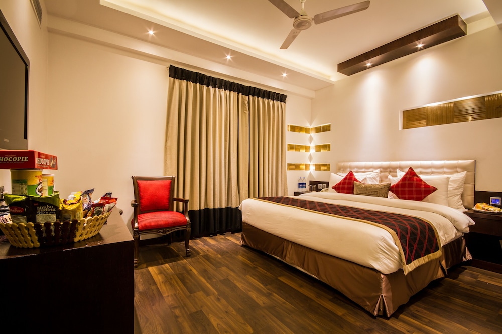 Executive Room, 1 King Bed, Accessible photo 1