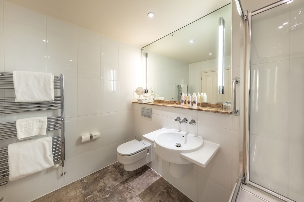 Superior Double or Twin Room - Photo 7