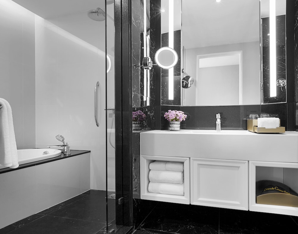 Executive Suite photo 3