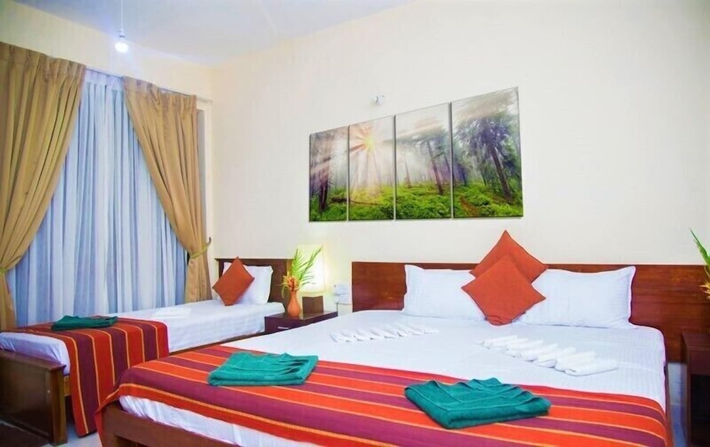 Deluxe Room, 1 Bedroom, Hill View photo 2