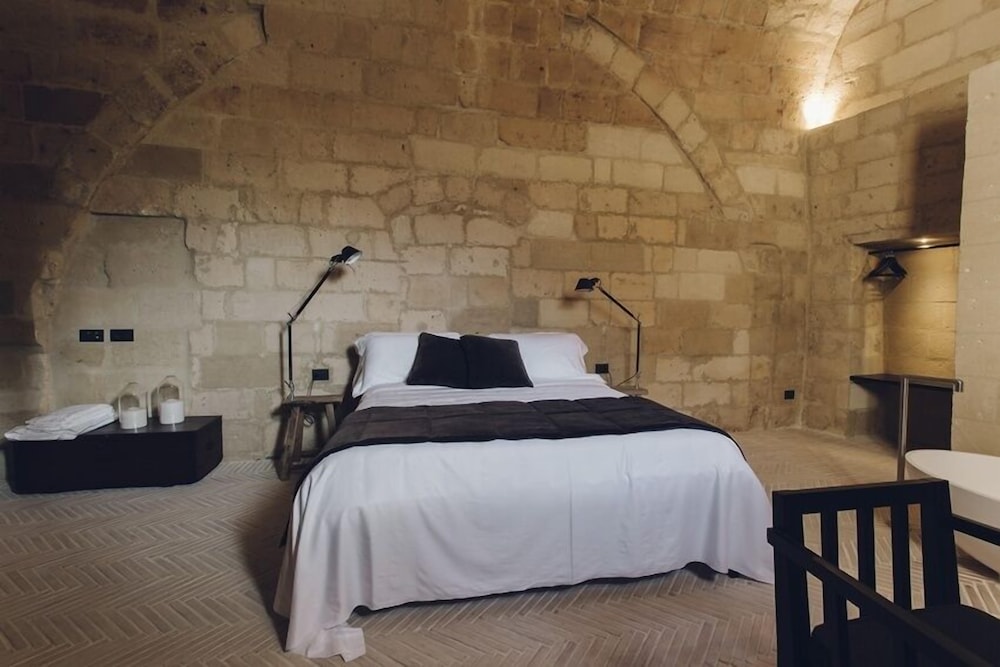 Exclusive Studio Suite