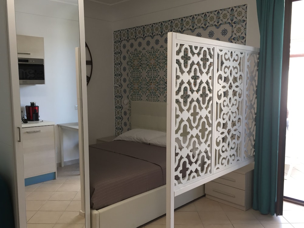 Superior Quadruple Room, Courtyard View