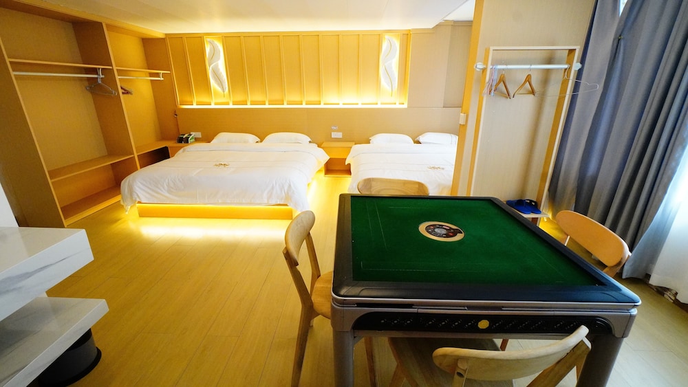 Deluxe Quadruple Room photo 1