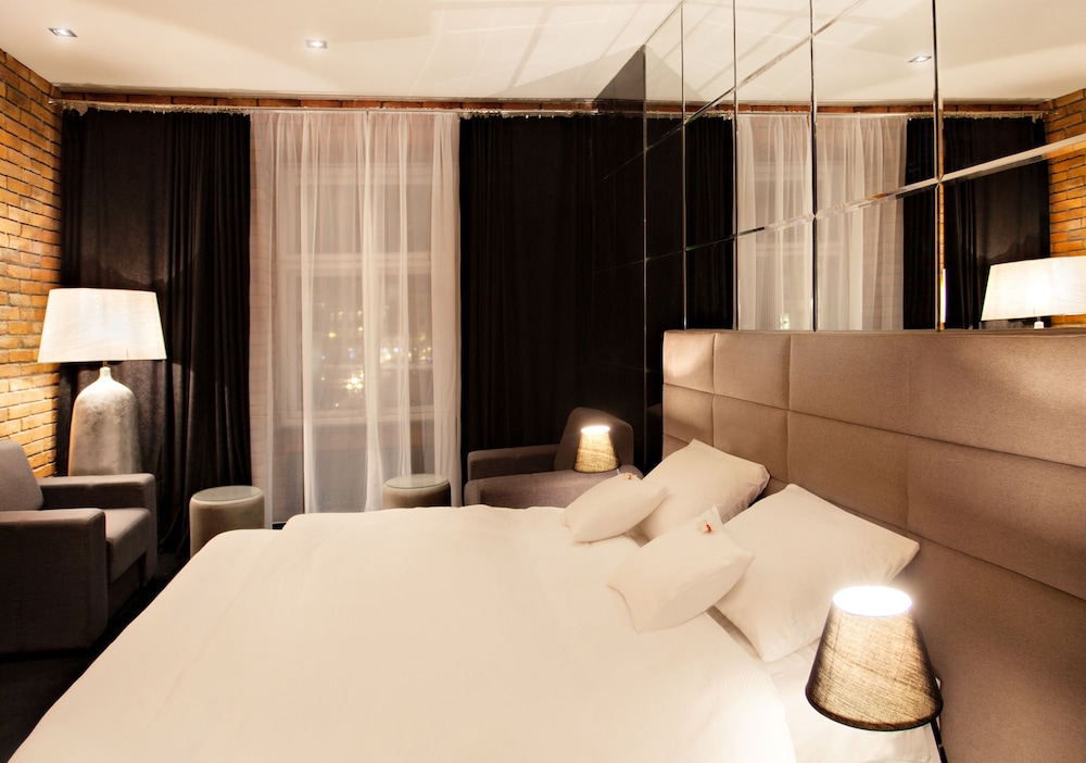 Deluxe Room, Jetted Tub photo 1