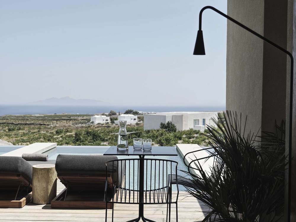 Suite, Private Pool, Sea View (Lava) - Photo 1