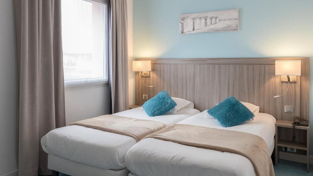 Triple Room, 3 Twin Beds photo 2