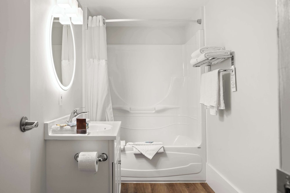 Suite, 2 Queen Beds, Non Smoking, Kitchen (Full Kitchen) - Photo 4