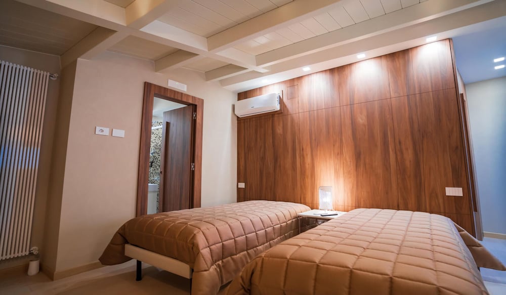 Standard Triple Room - Photo 3