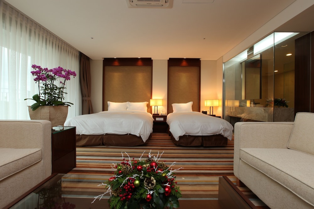 Junior Suite, Garden View - Photo 3