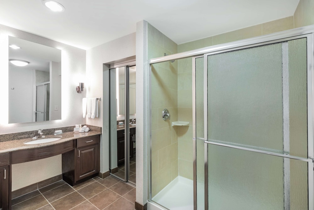 Suite, Non Smoking - Photo 9