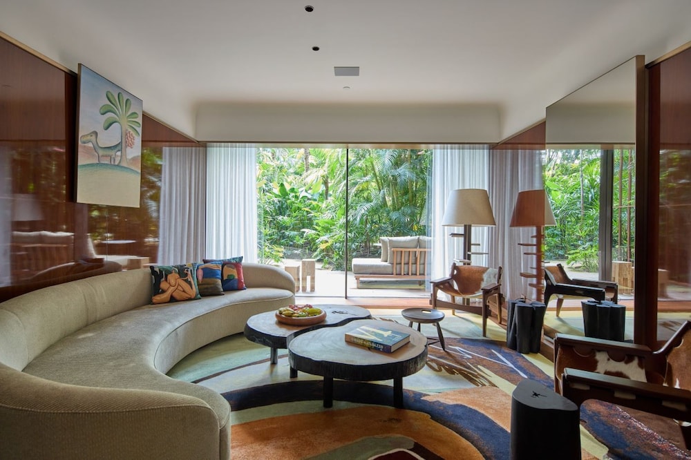 Suite, Multiple Beds