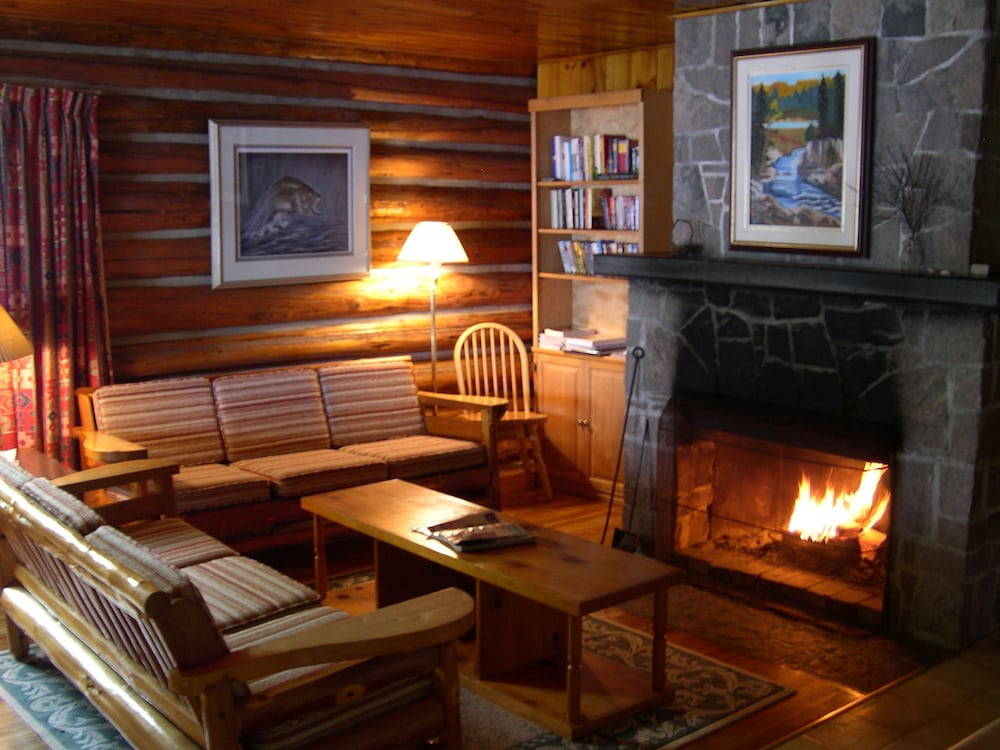 Cabin, 4 Bedrooms, Kitchen, Lake View (Cabin 1) photo 1