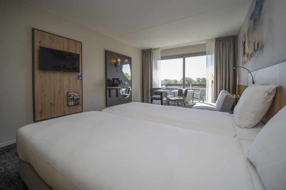 Luxury Double Room, Balcony - Photo 3
