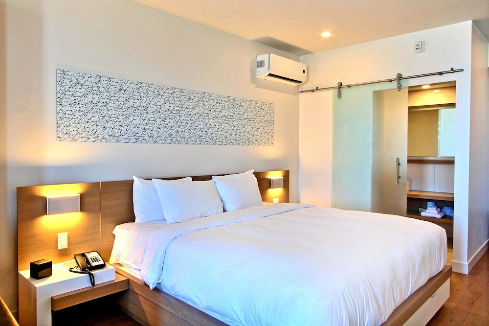Executive Suite photo 1