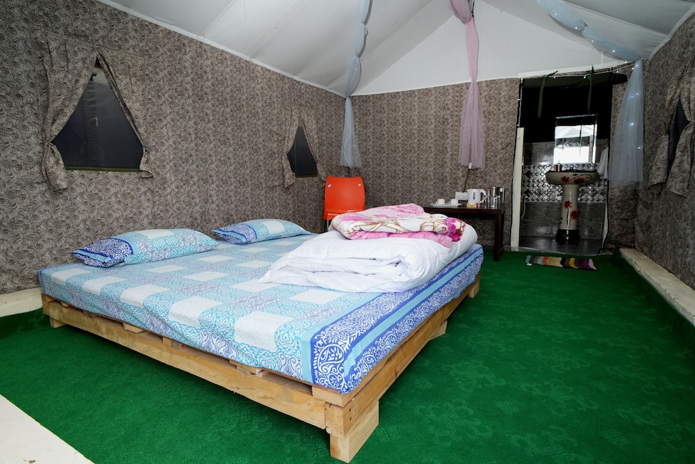 Classic Tent photo 3