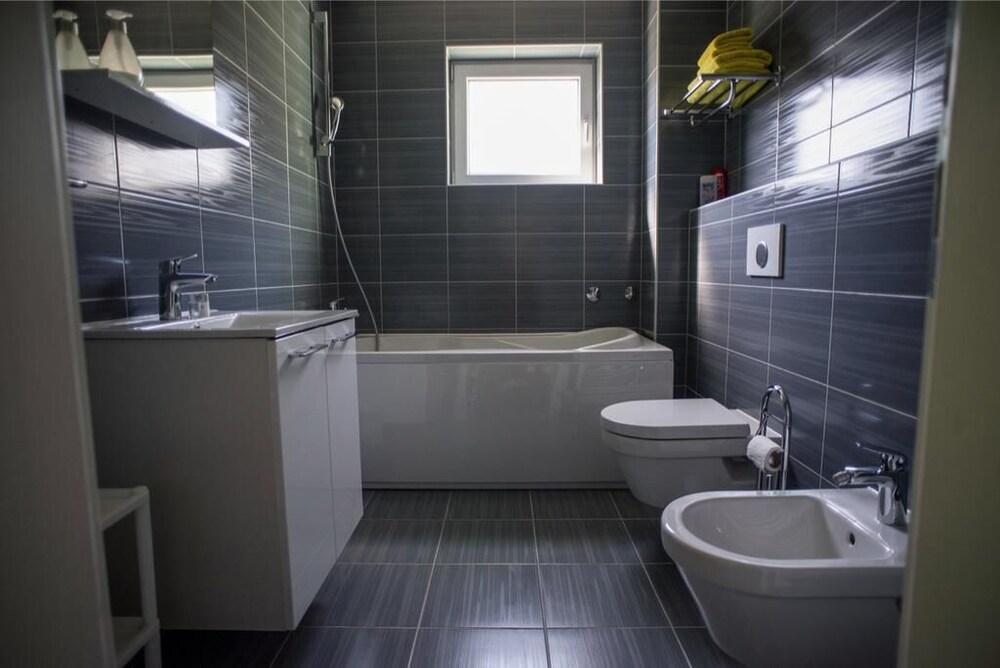 Studio Suite photo 2