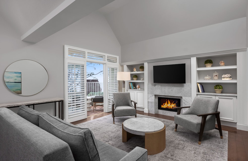 Suite (Del Mar) - Photo 4