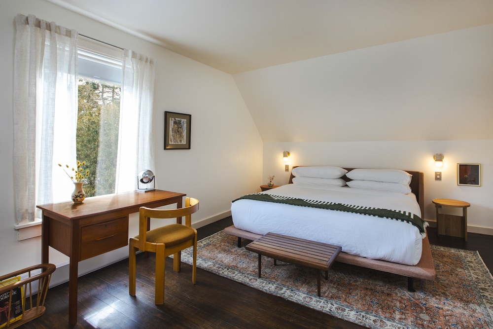 King Suite Colden