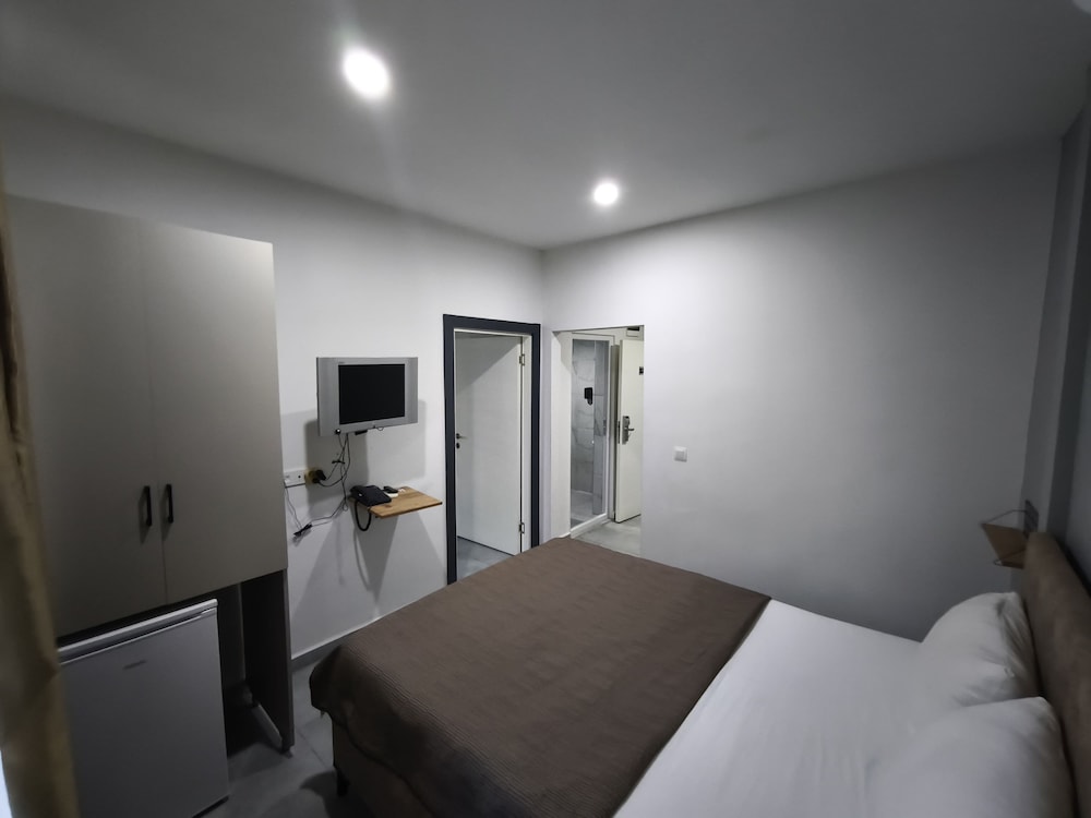 1+1 Room with Kitchen photo 1