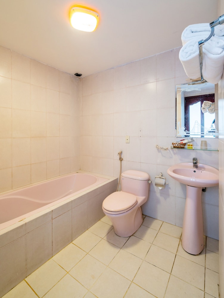 Family Suite - Photo 6