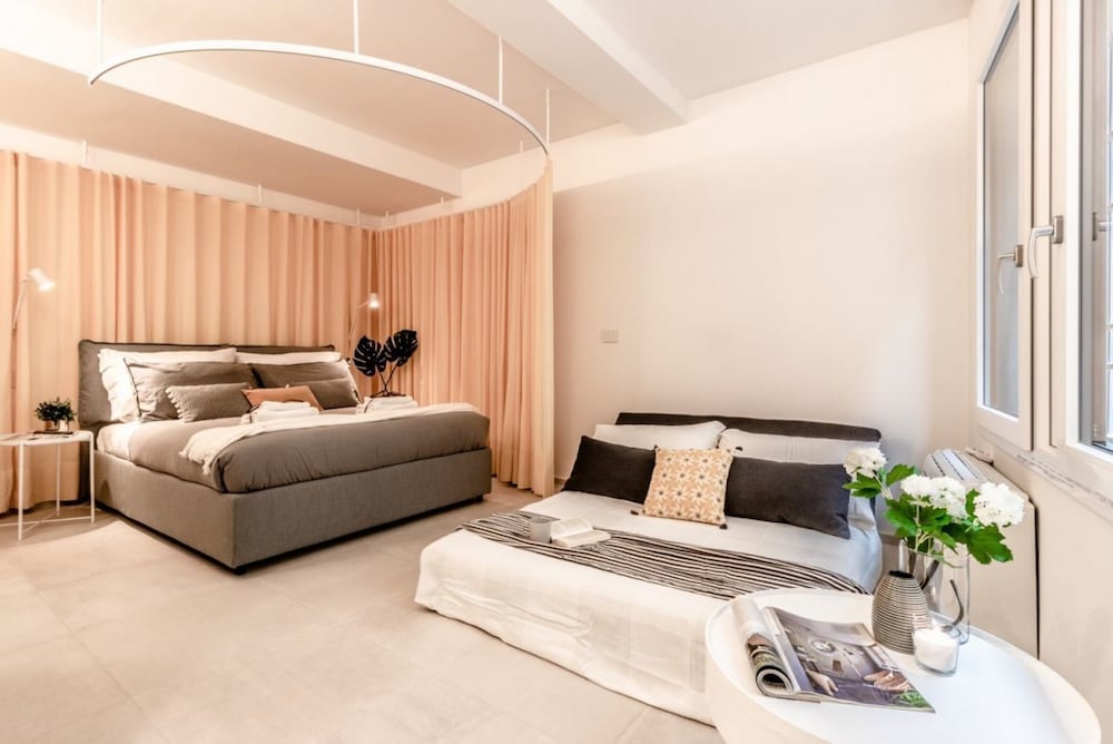 Studio, 1 Bedroom