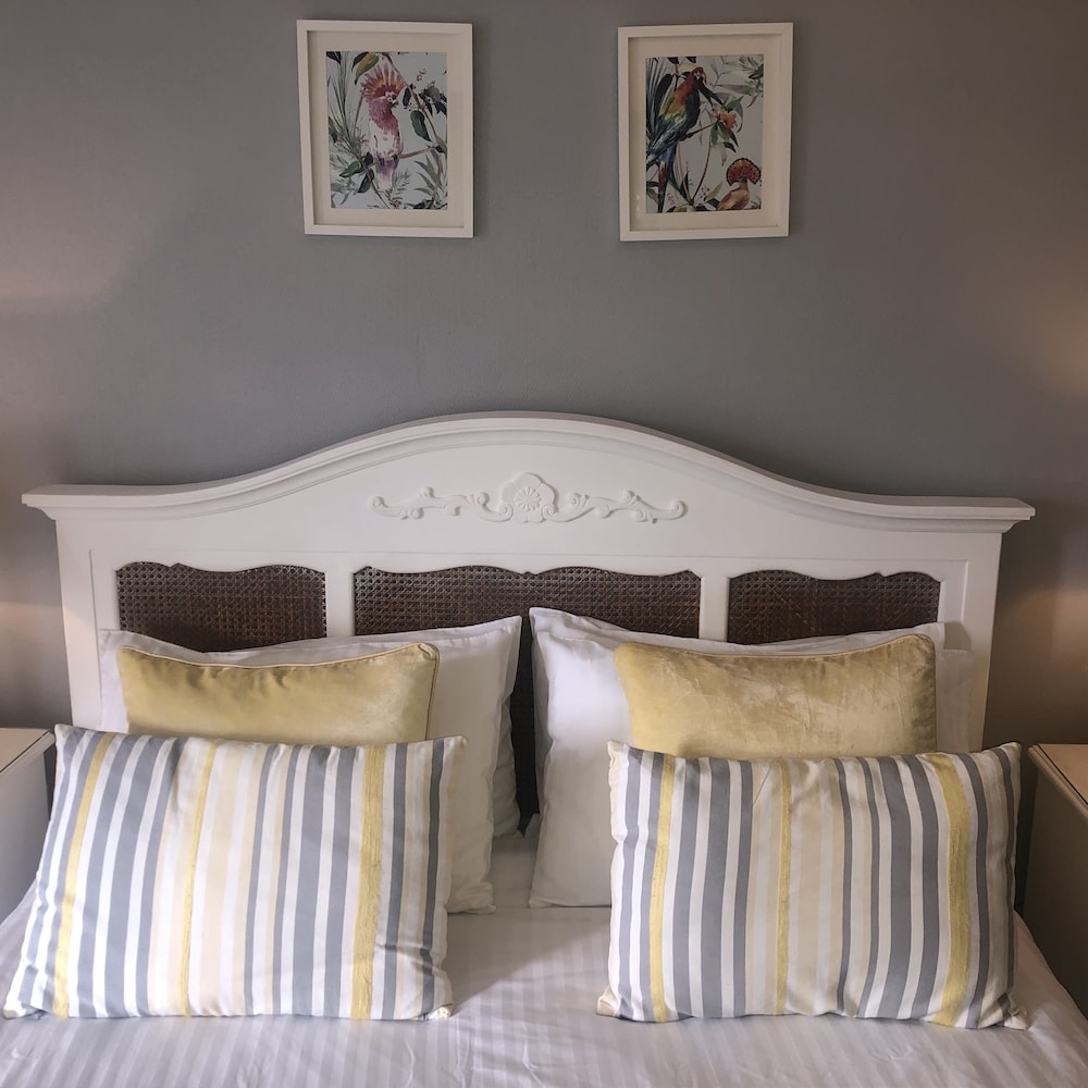 Deluxe Double Room, 1 King Bed (Room 8)