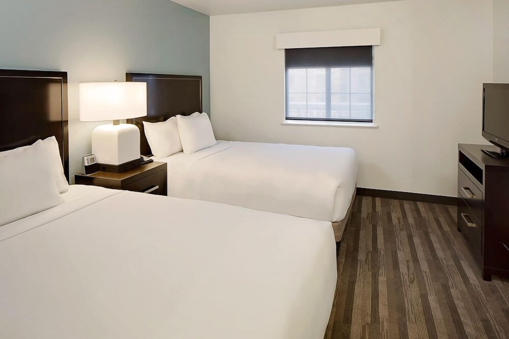 Room, Multiple Beds, Accessible photo 3