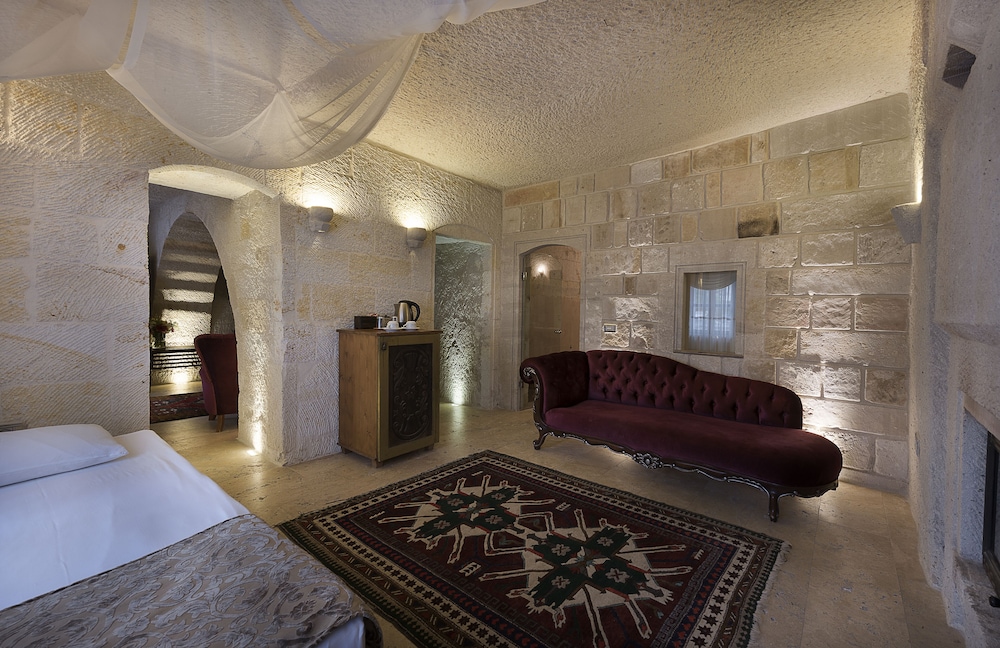 King Suite - Photo 4