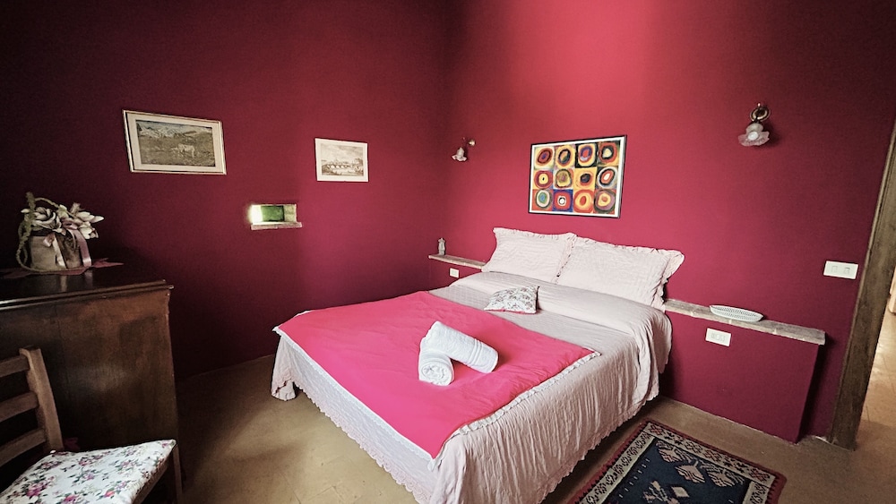 Classic Condo, 1 Bedroom, Valley View, Ground Floor photo 1