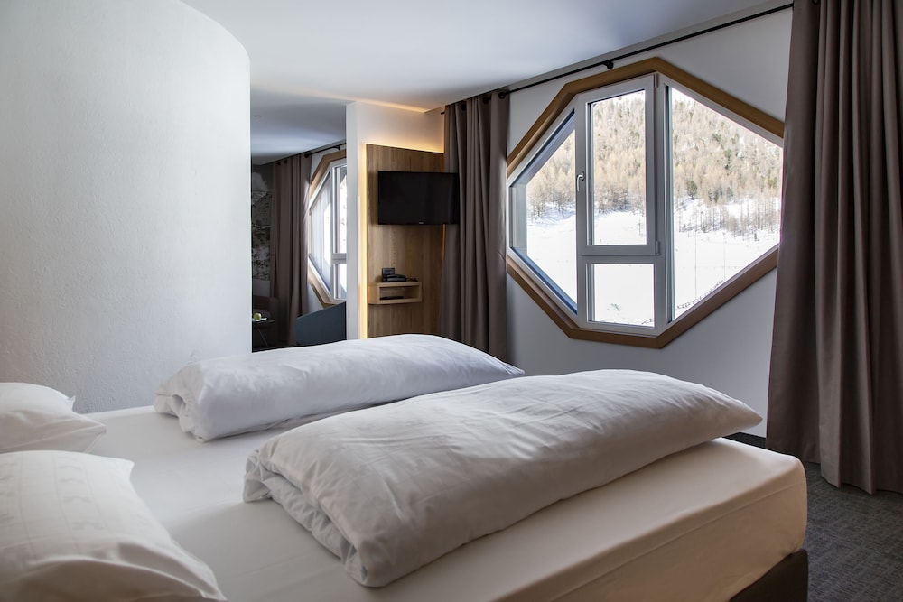 Junior Studio Suite