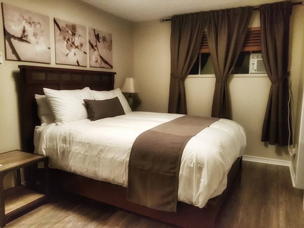 Suite #1 - 39 photo 2