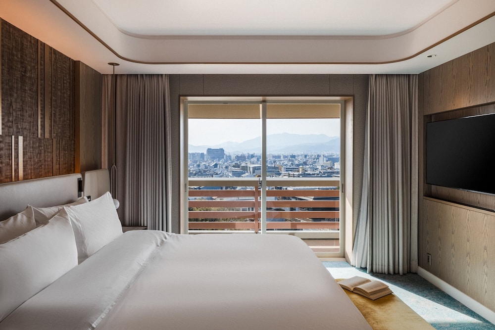 Junior Suite, 1 King Bed (View) - Photo 6