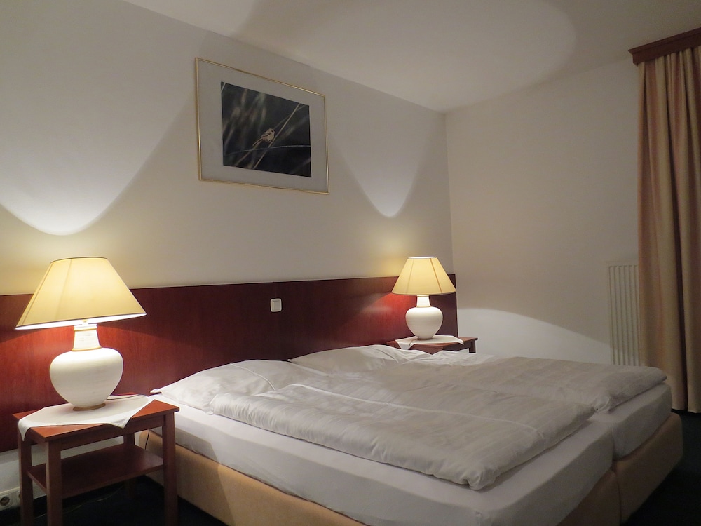 Classic Double Room - Photo 1