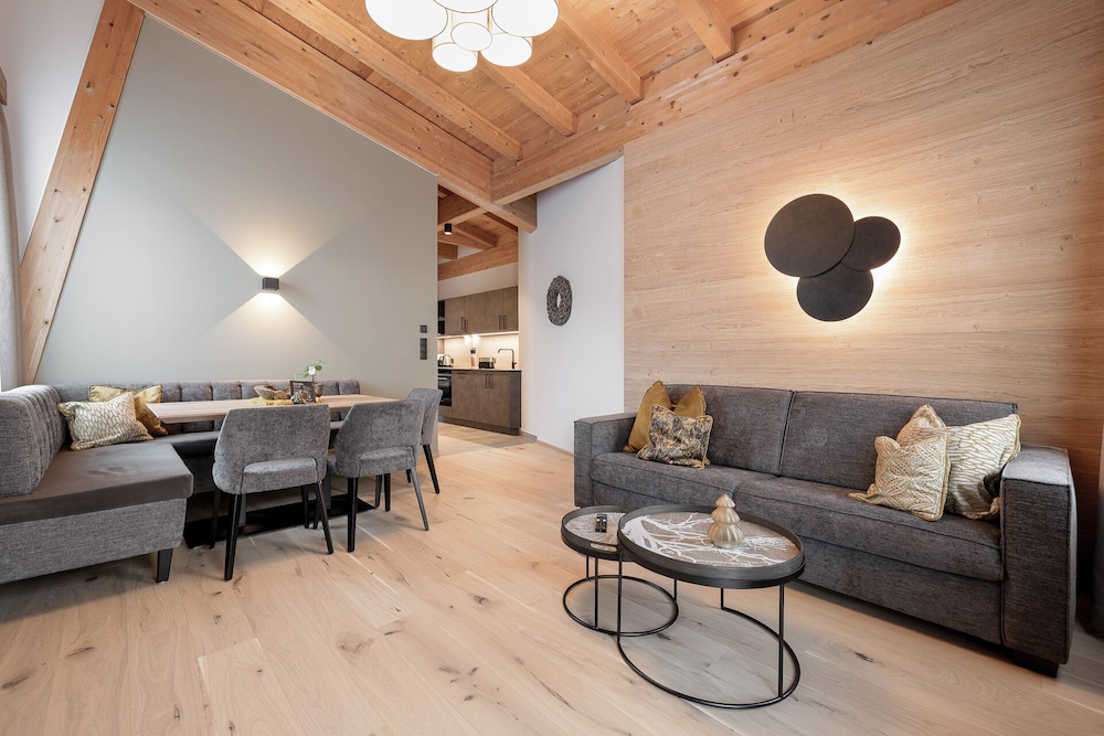 Family Apartment photo 1