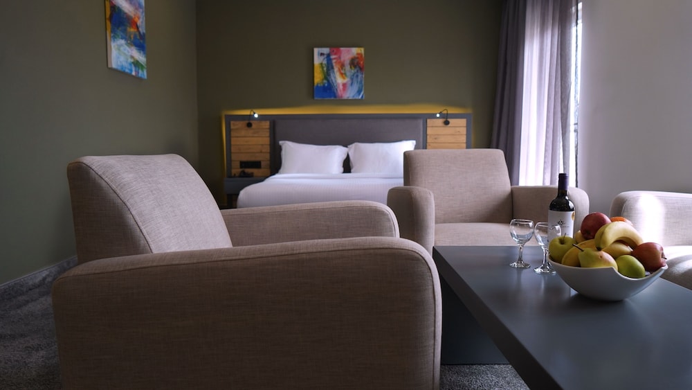 Junior Suite - Photo 8