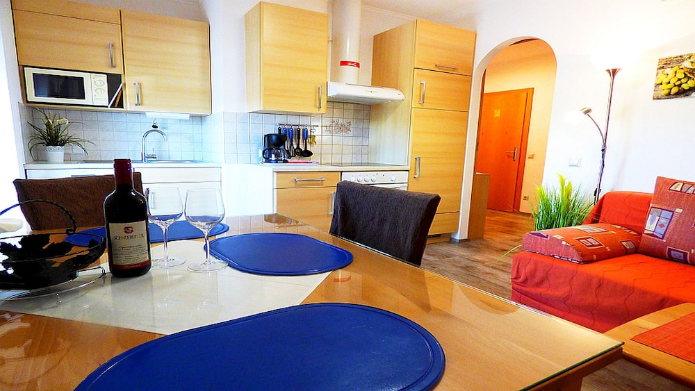 Apartment, Private Bathroom (Balkonwohnung A) - Photo 4